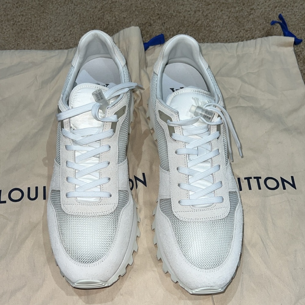Louis Vuitton men’s sneakers - Picture 3 of 5